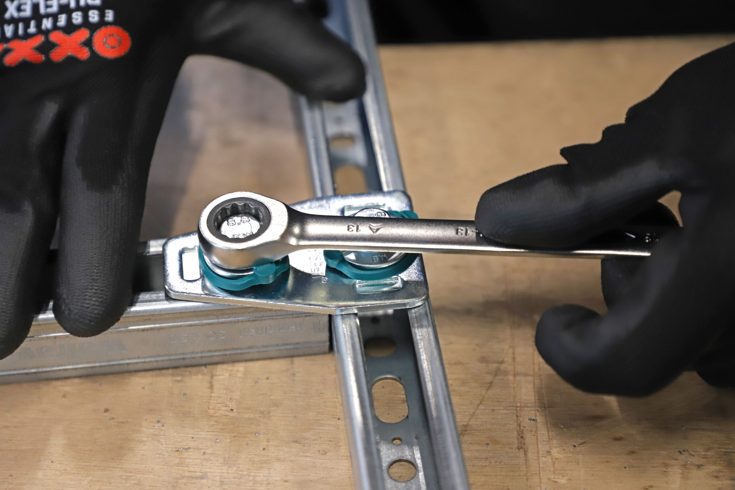 Walraven RapidRail lightweight modular channel